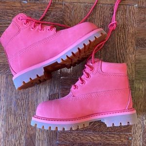 Toddler 8 Pink Timberland boots- new